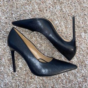 ZARA Like New Croc Pointed Black Pump Heels Sz.40